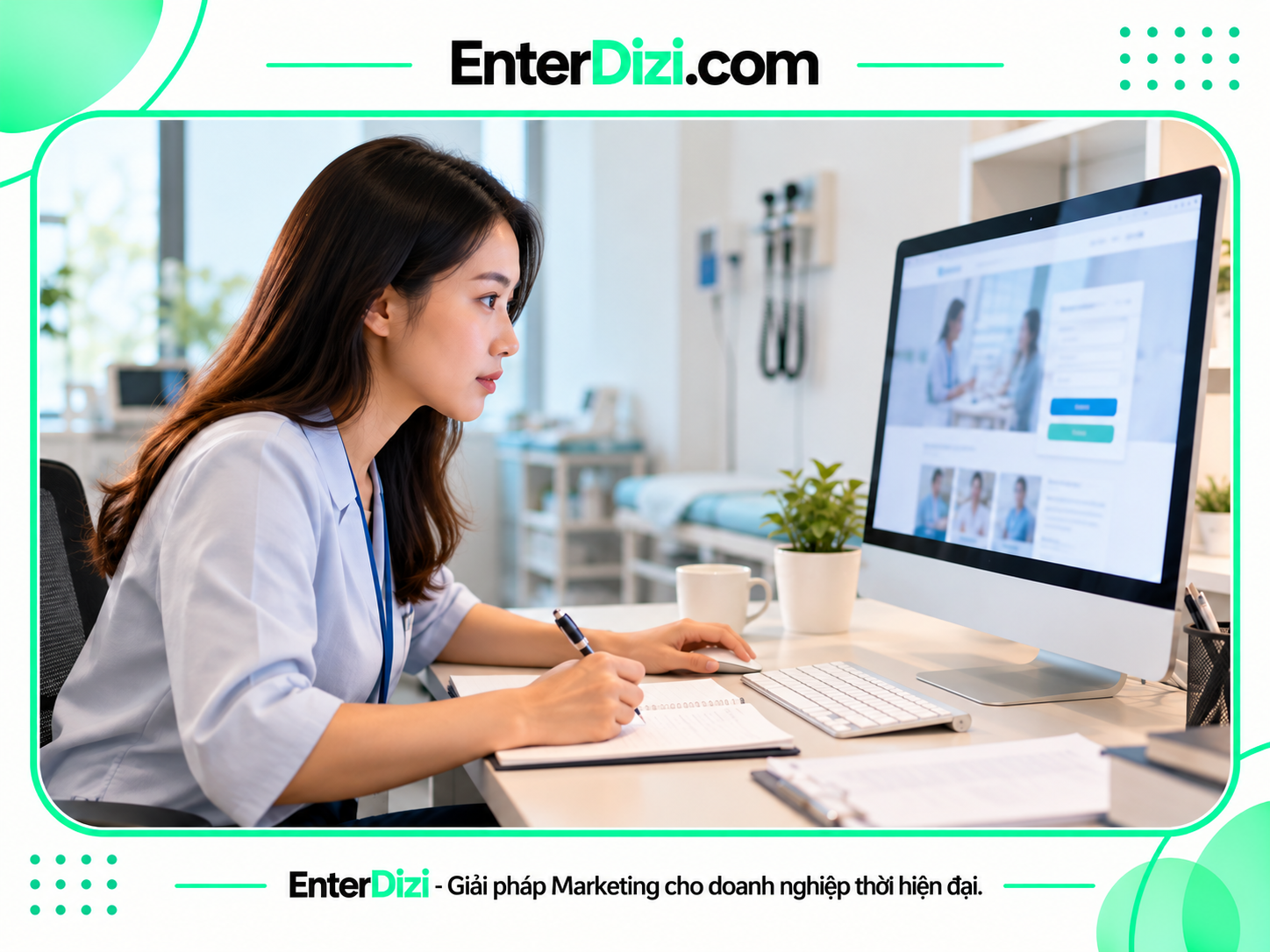 Nhân sự phòng khám kiểm tra form đặt lịch và hành trình chuyển đổi trên website